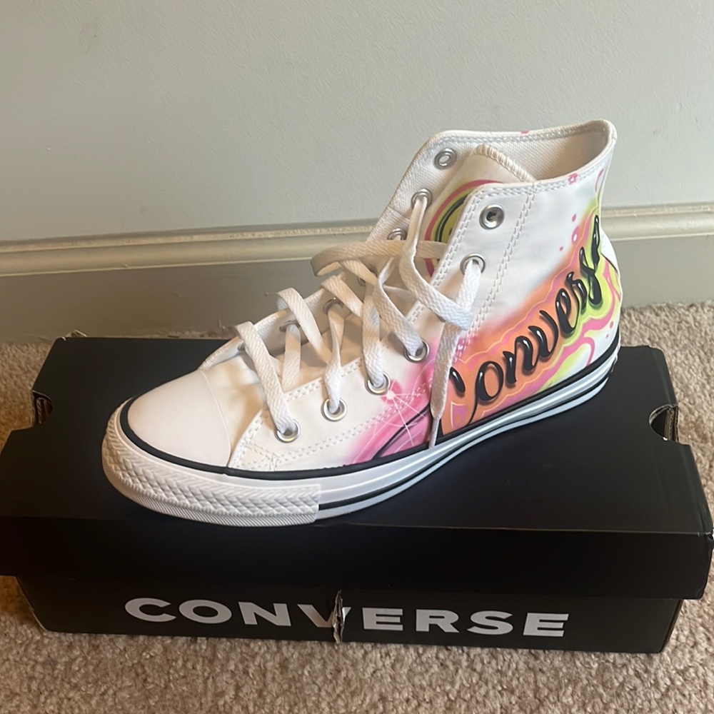 Airbrush converse